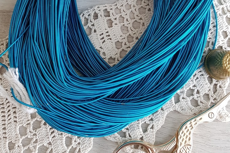 Канитель жесткая, Индия. Цвет - бирюза, размер 1мм