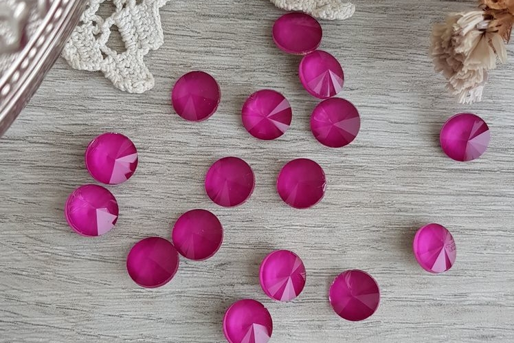 Кристаллы риволи 10 мм, фуксия, круглые