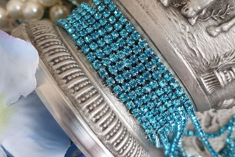 стразовая лента, стразовая цепь