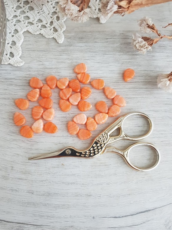 Бусины листочки (bl006)