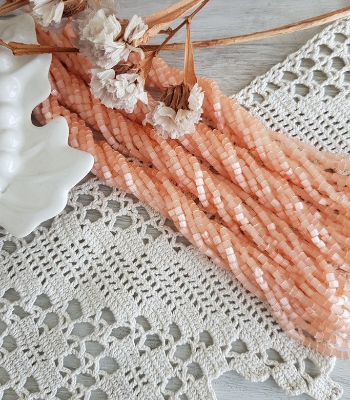 Сатиновый бисер. Чехия (bch014)