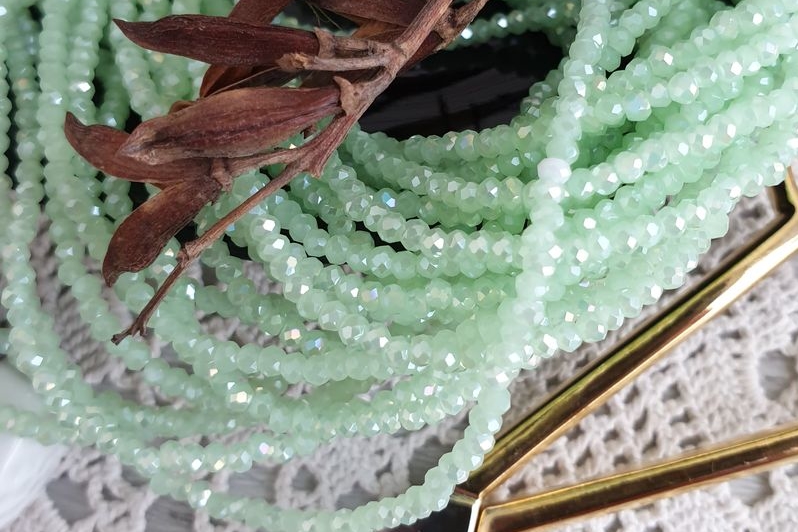 рондели, граненые бусины, зеленый