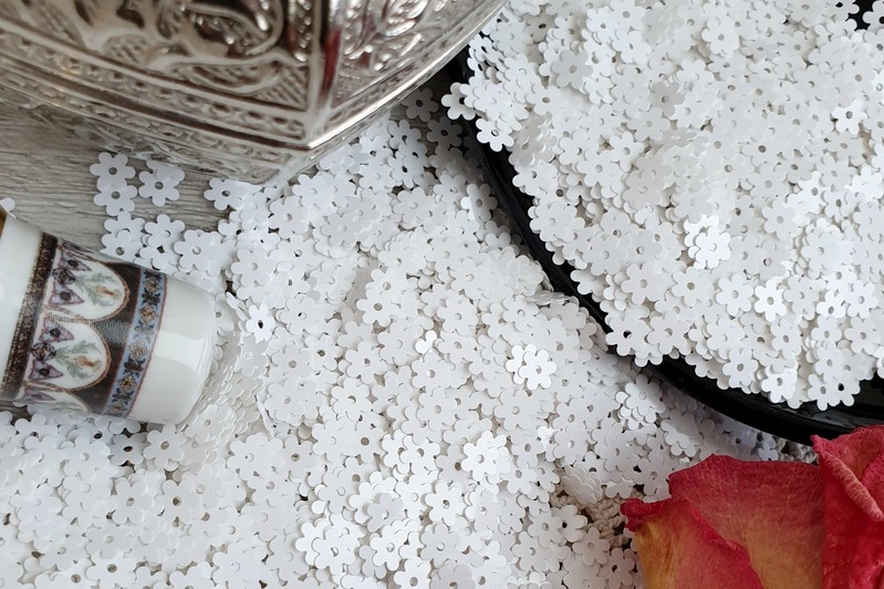 итальянские пайетки цветочки