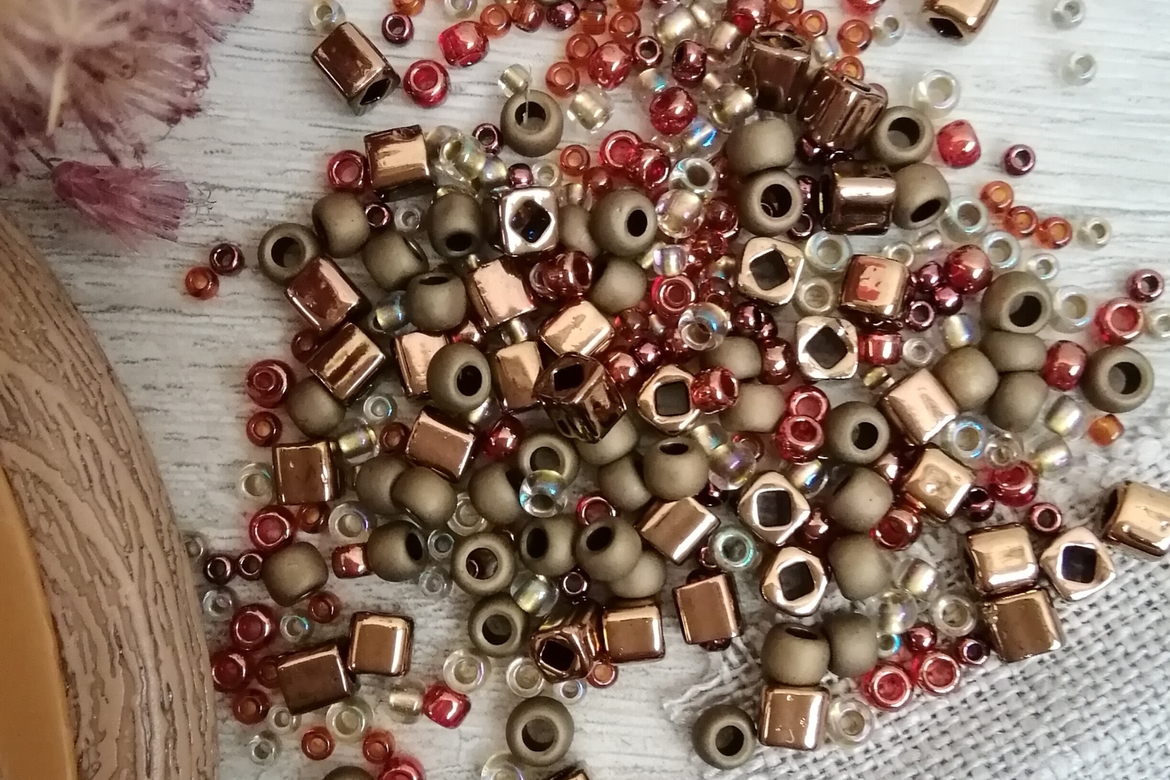 Японский бисер Toho, микс №3205. Бронзово- золотисто-янтарный