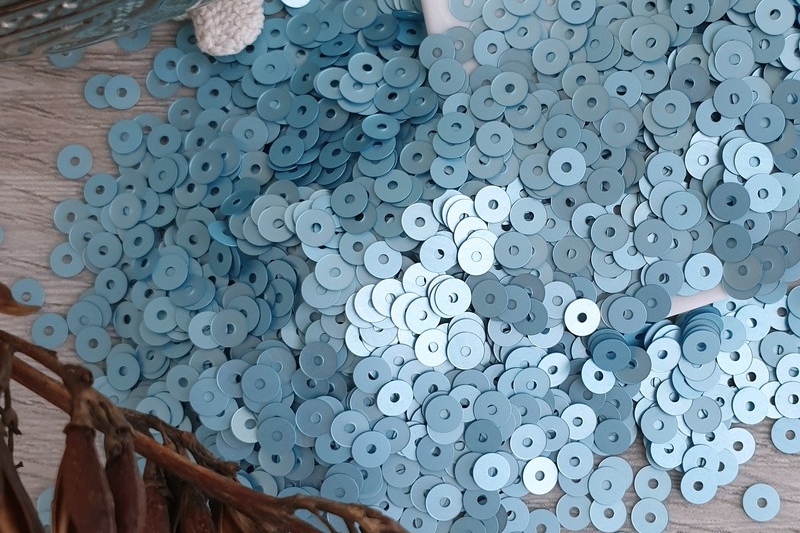 пайетки итальянские голубые