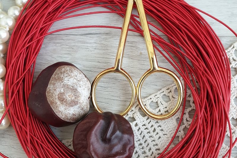 жесткая канитель красная