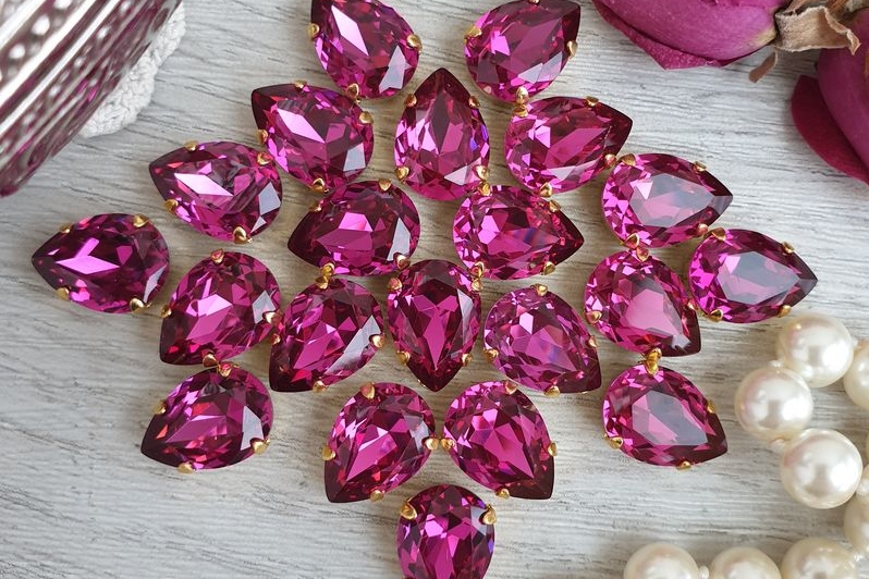 кристаллы капли цвет фуксии