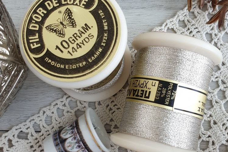 металлизированные нитки с бабочкой, греция, серебряные