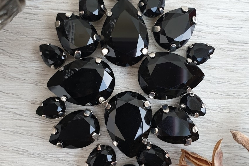 кристаллы капли черные