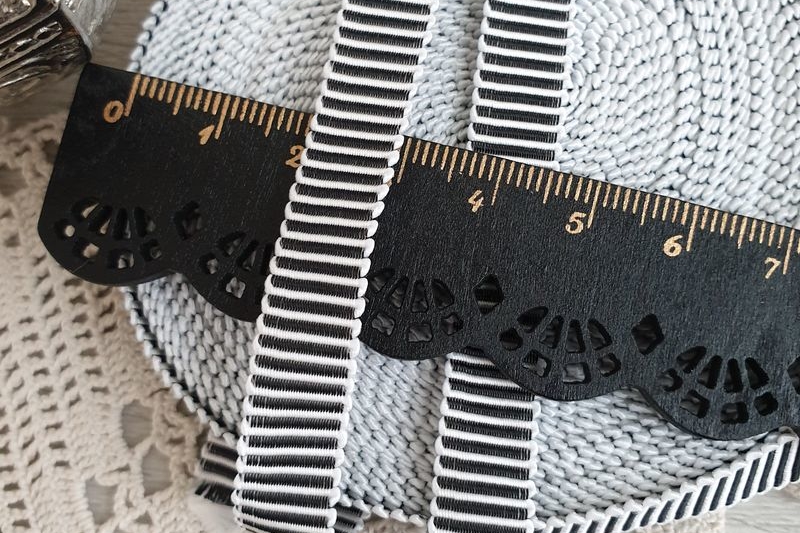 репсовая лента полосатая