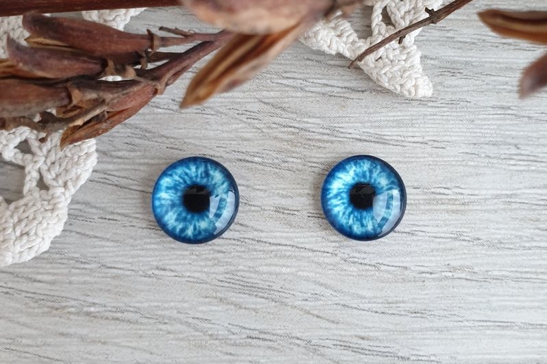 стеклянные кабошоны глаза