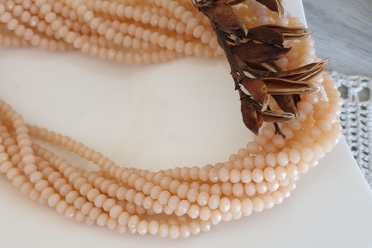 рондели, граненые бусины, бежевые