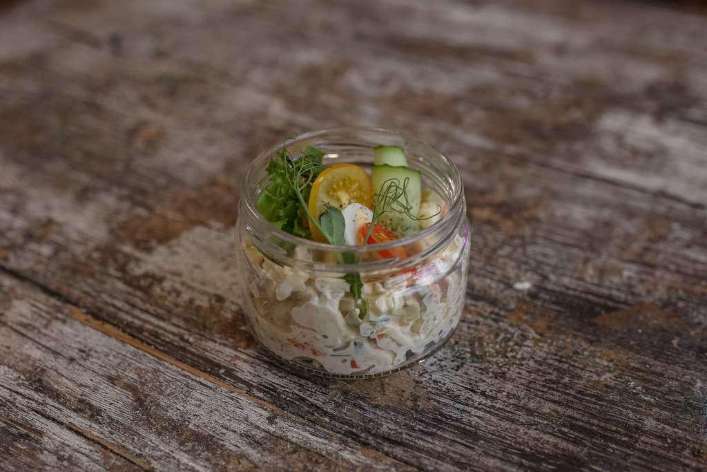 Салат столичный с перепёлкой