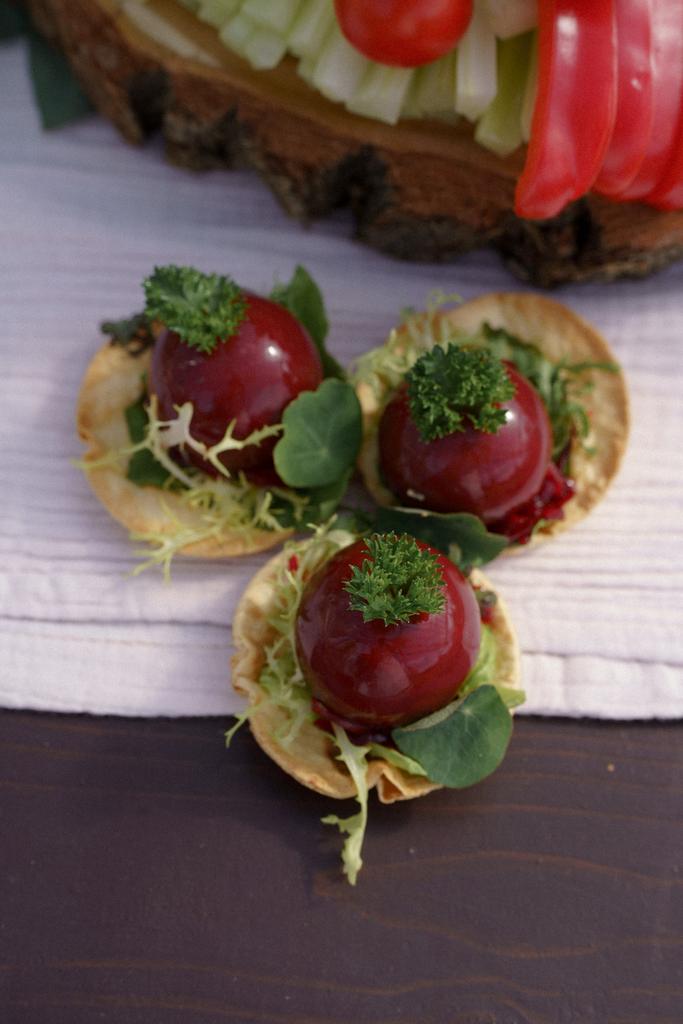 Канапе с паштетом из цыпленка