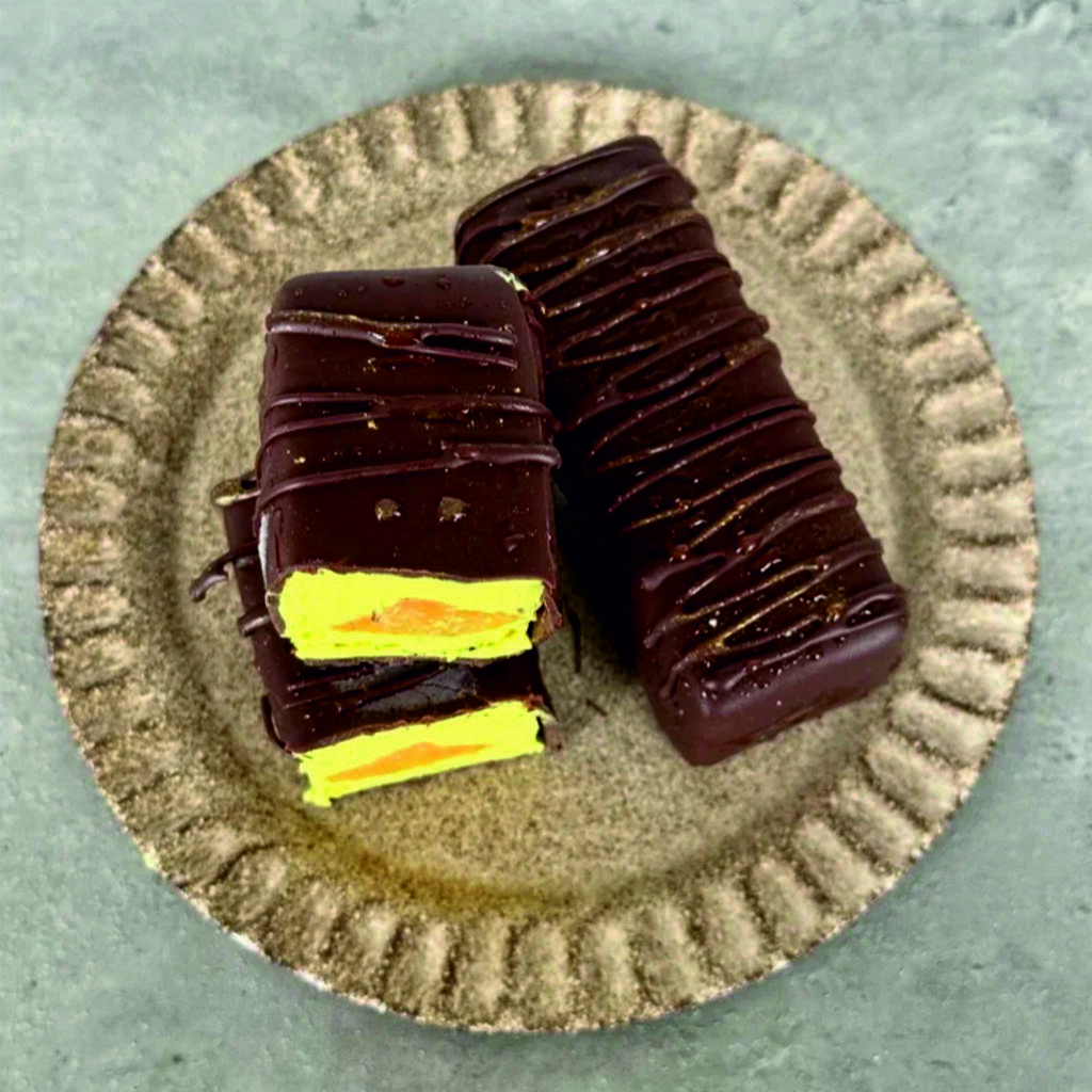 Raw НЕ творожный сырок "Манго-Маракуйя"