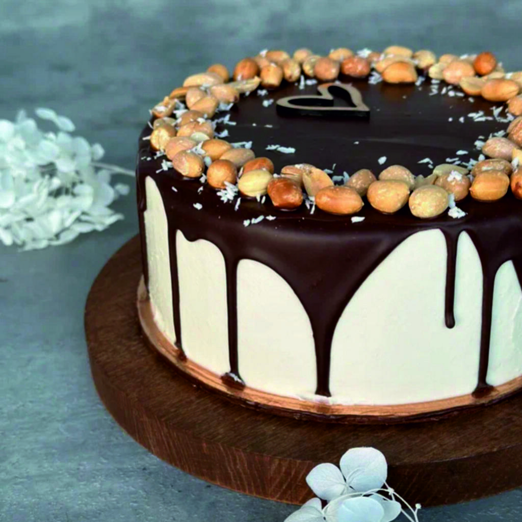 Vegan торт "Сникерс"