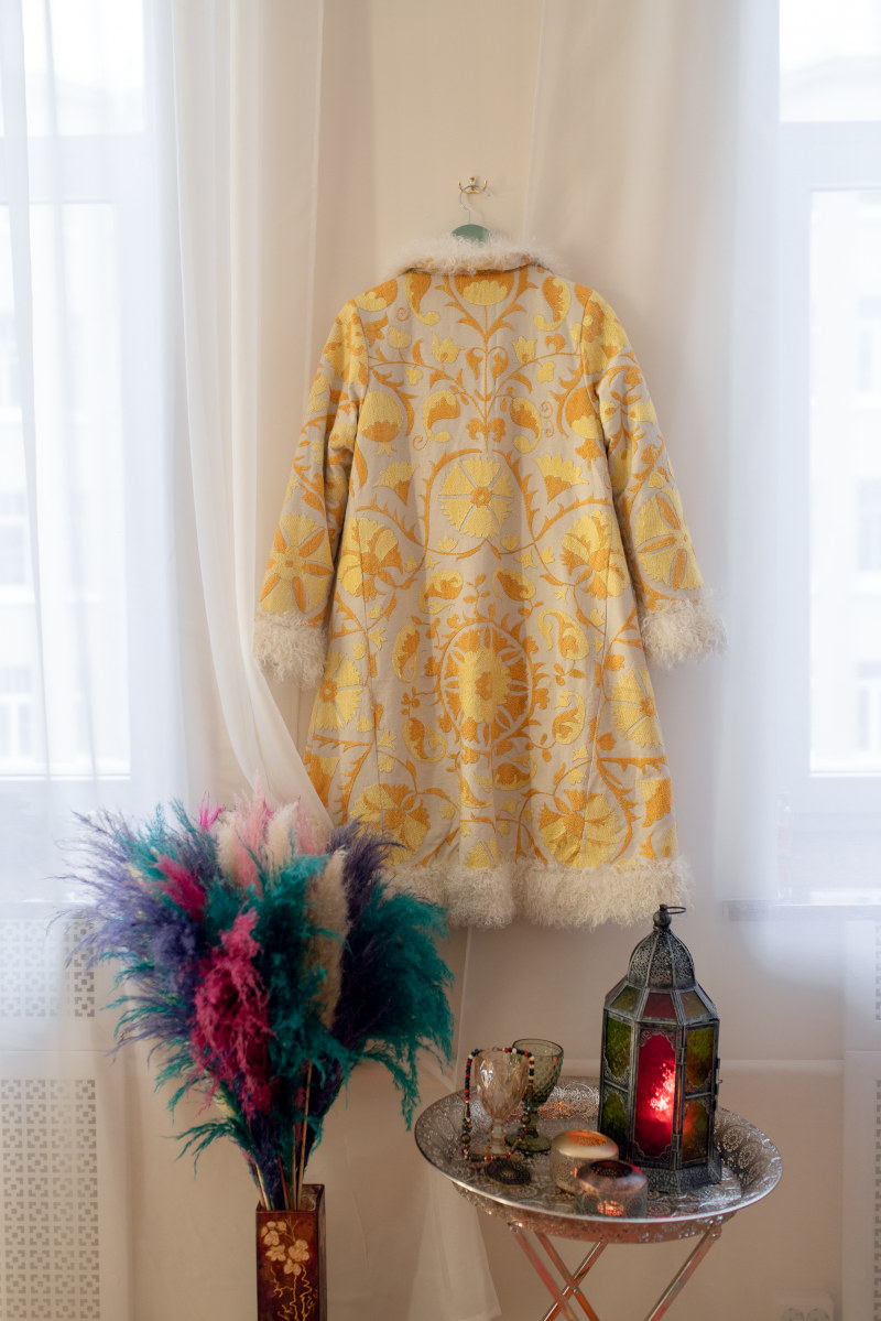 Пальто с вышивкой DAISY