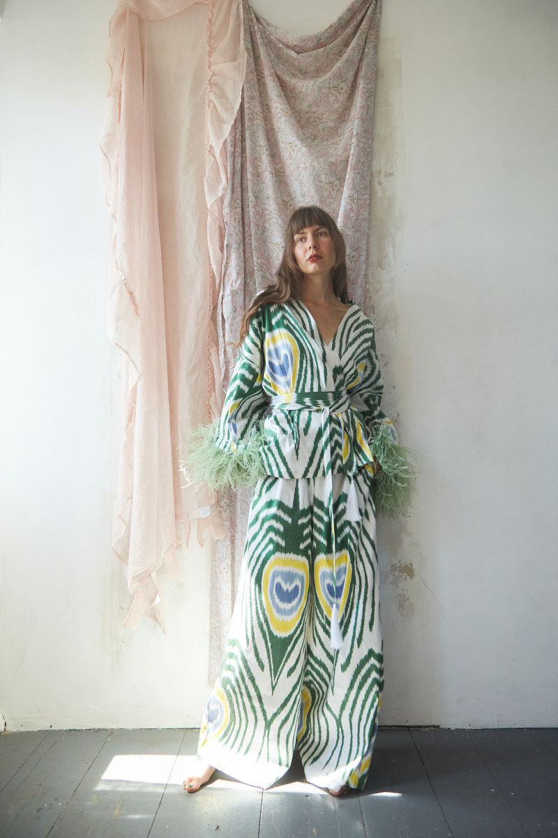 Шелковый костюм PEACOCK