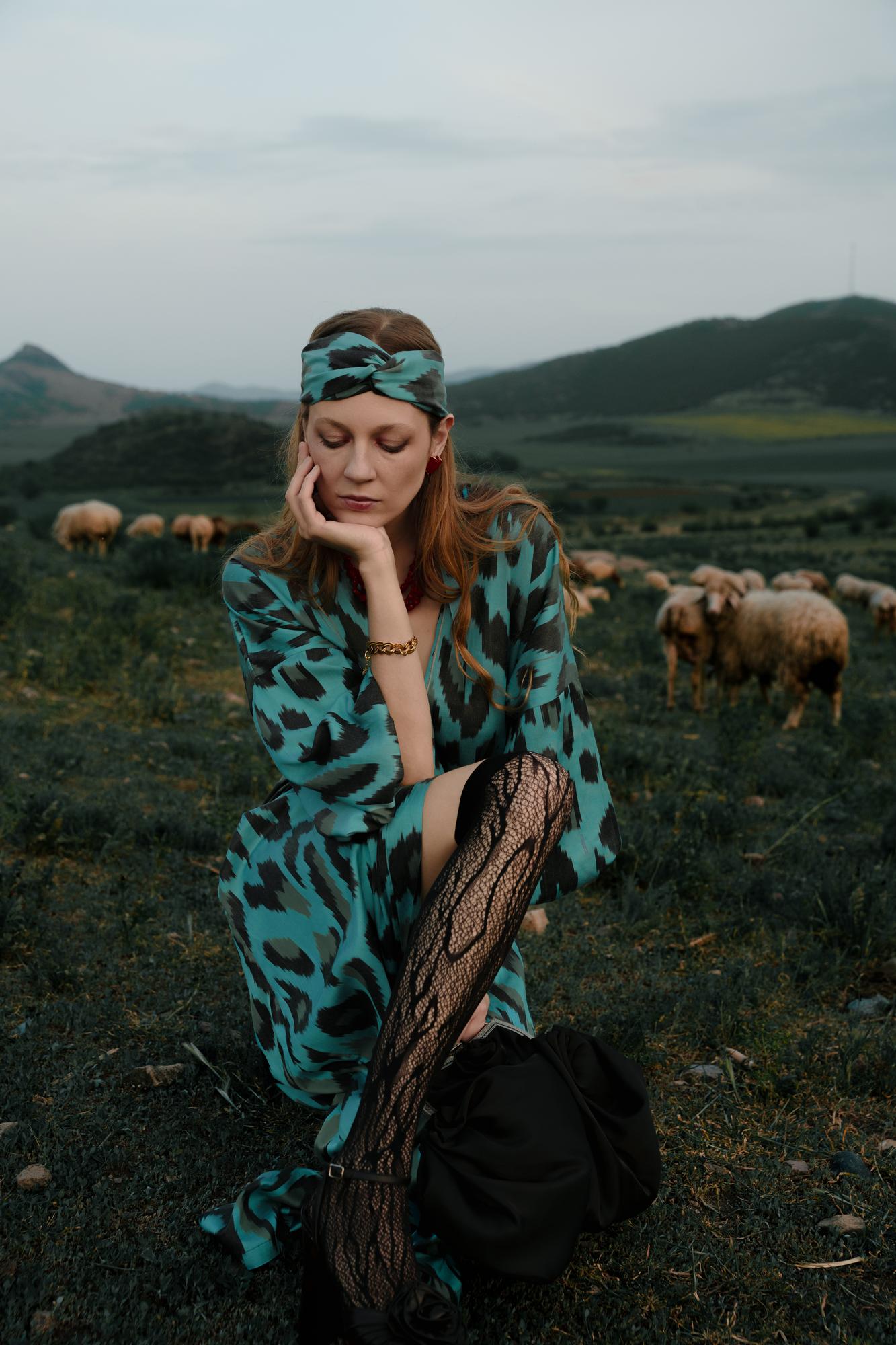 Шелковый кафтан LAGOON