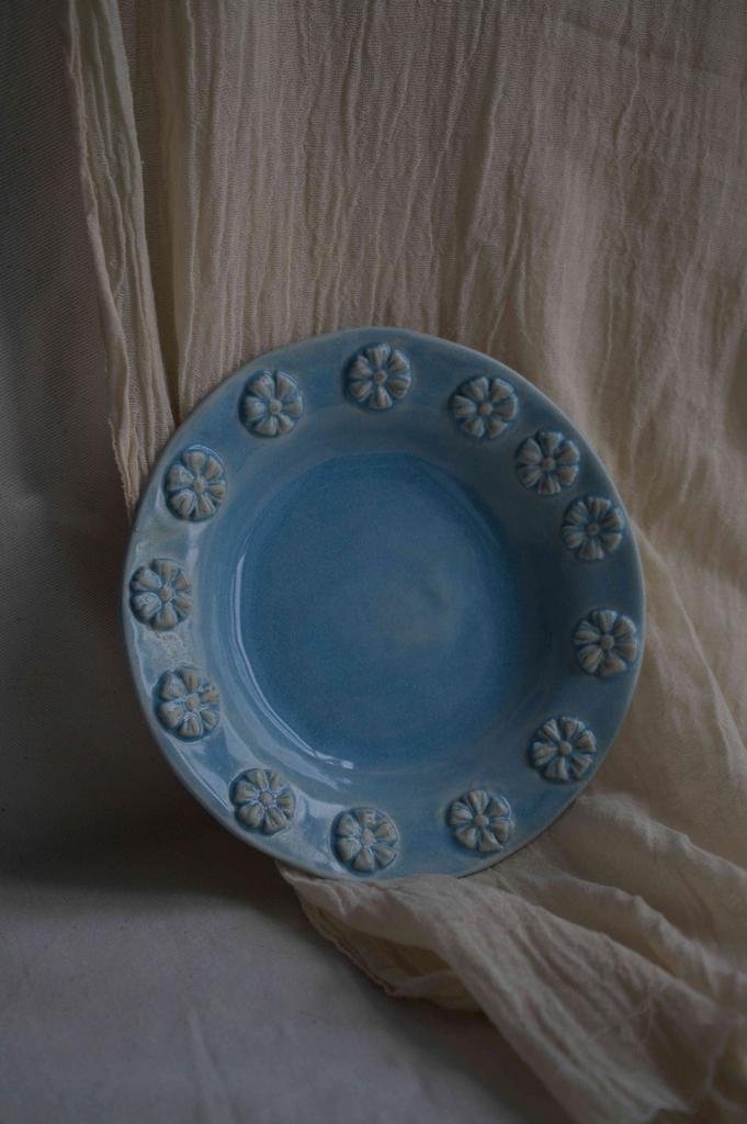 Фарфоровая тарелка «лёд»