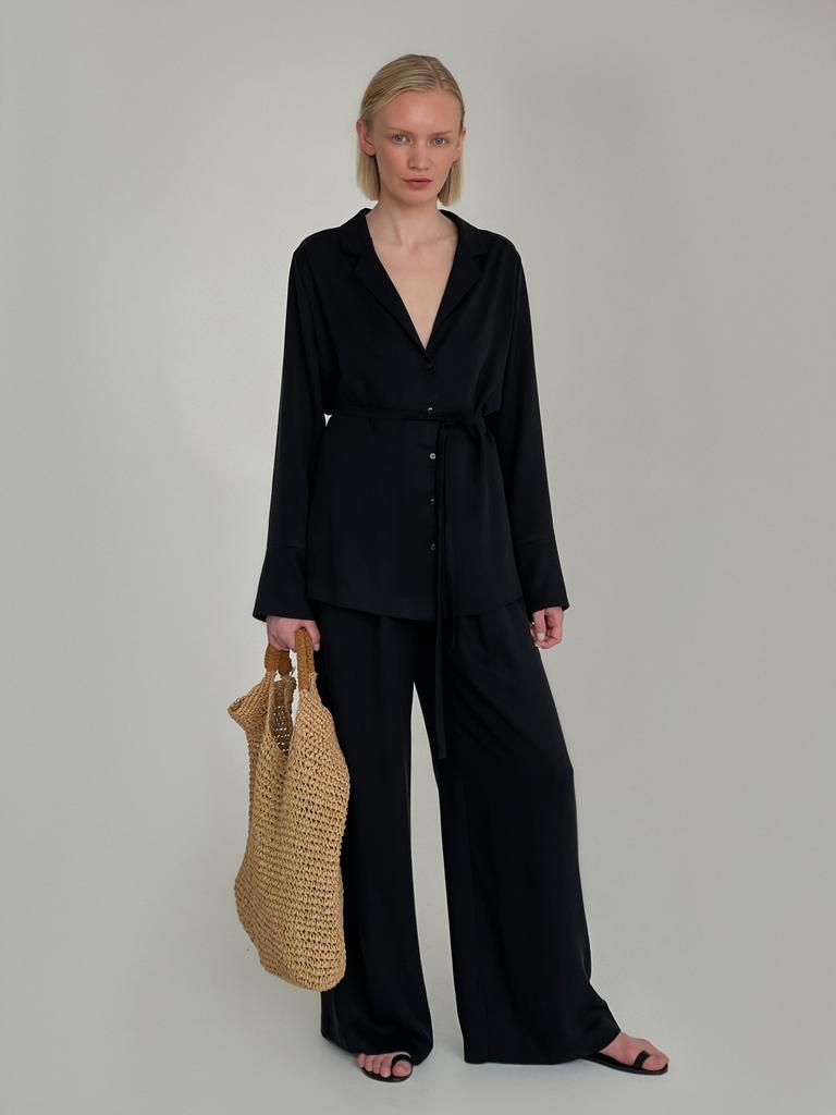 Костюм в пижамном стиле