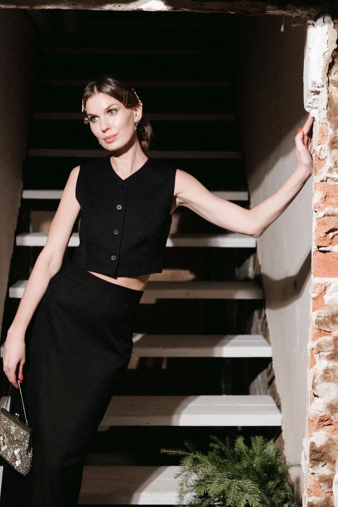 Укороченный жилет из шерсти