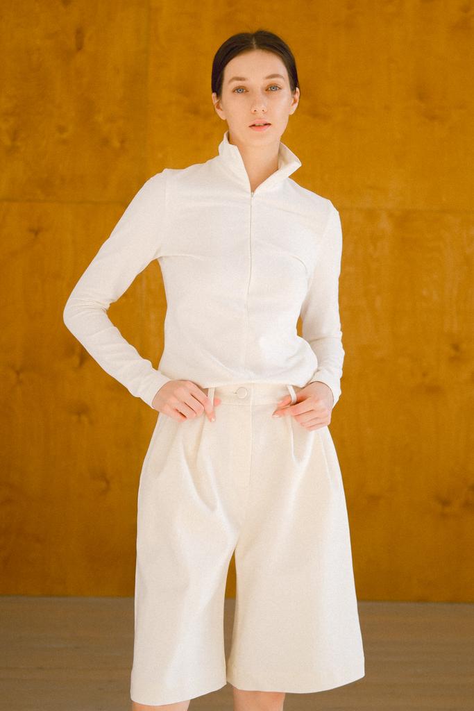 Лонгслив с молнией