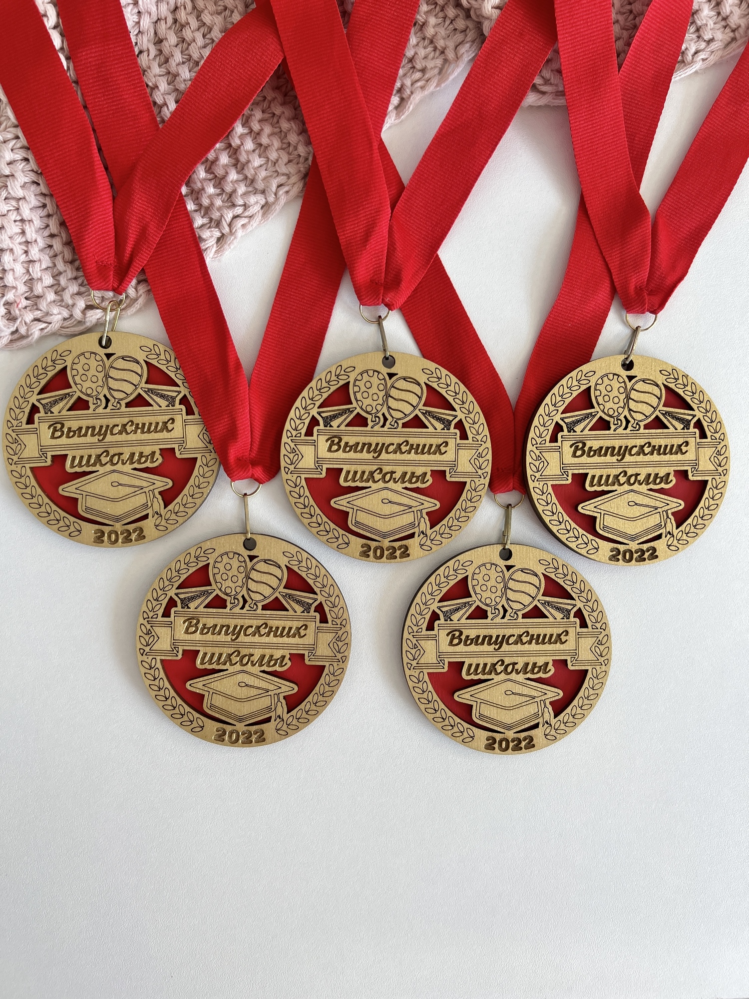 Медали из дерева "Шары" красный + золото 5шт