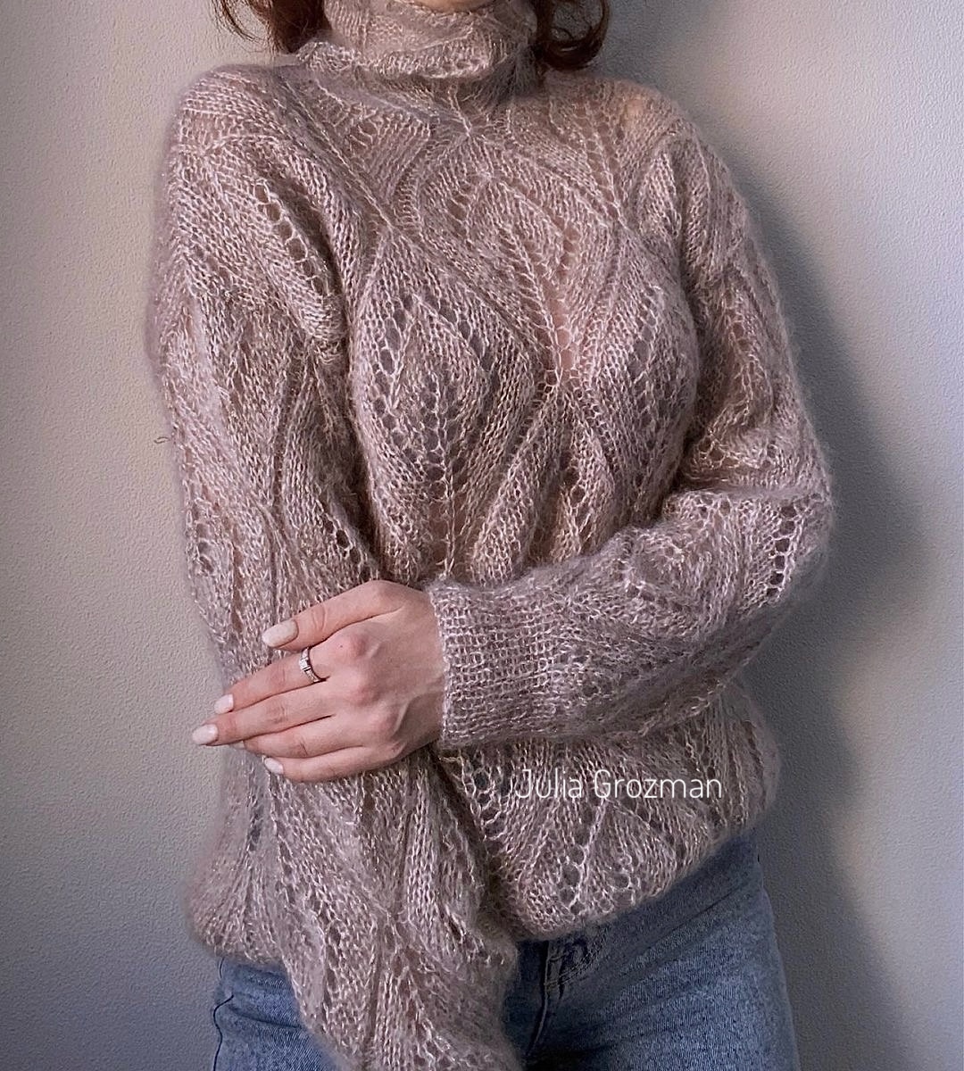 Описание свитер «Liana»