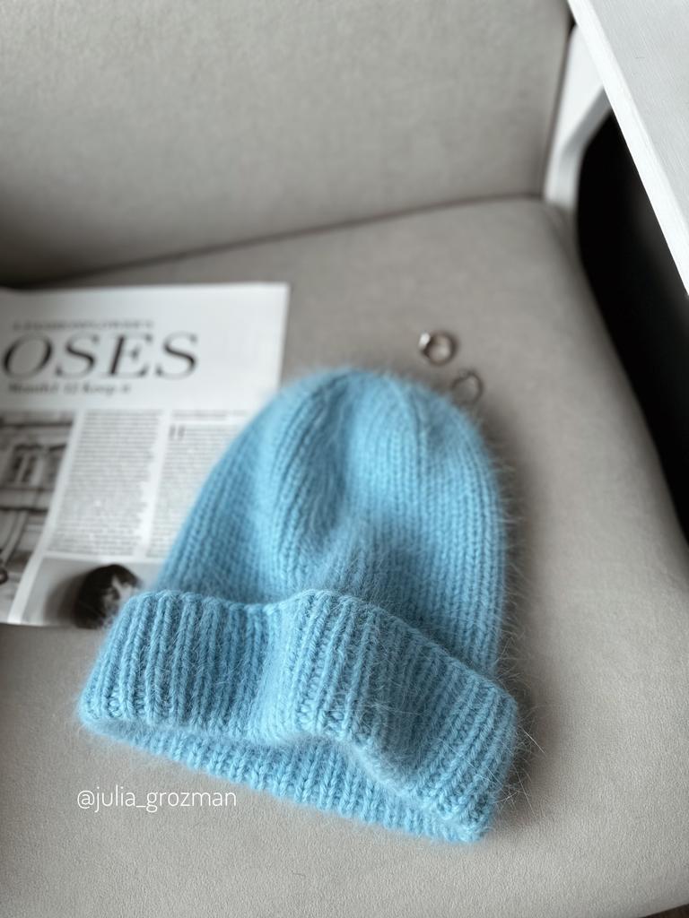 Шапка из ангоры (бирюзовая)