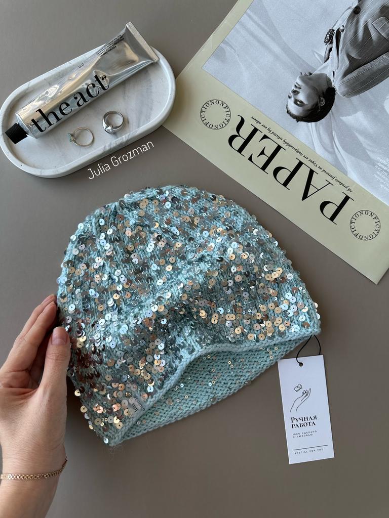 Вязаная шапка с пайетками (мятная)