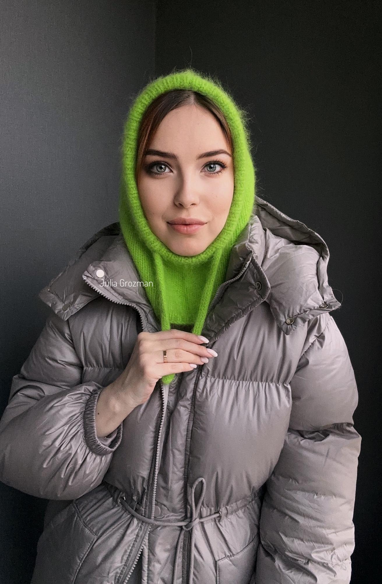 Вязаный капор (зеленый неон)