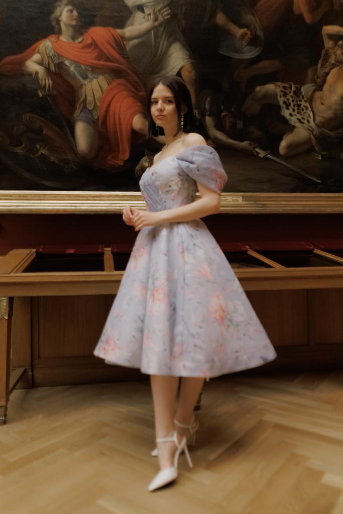 Вечернее платье Пиона