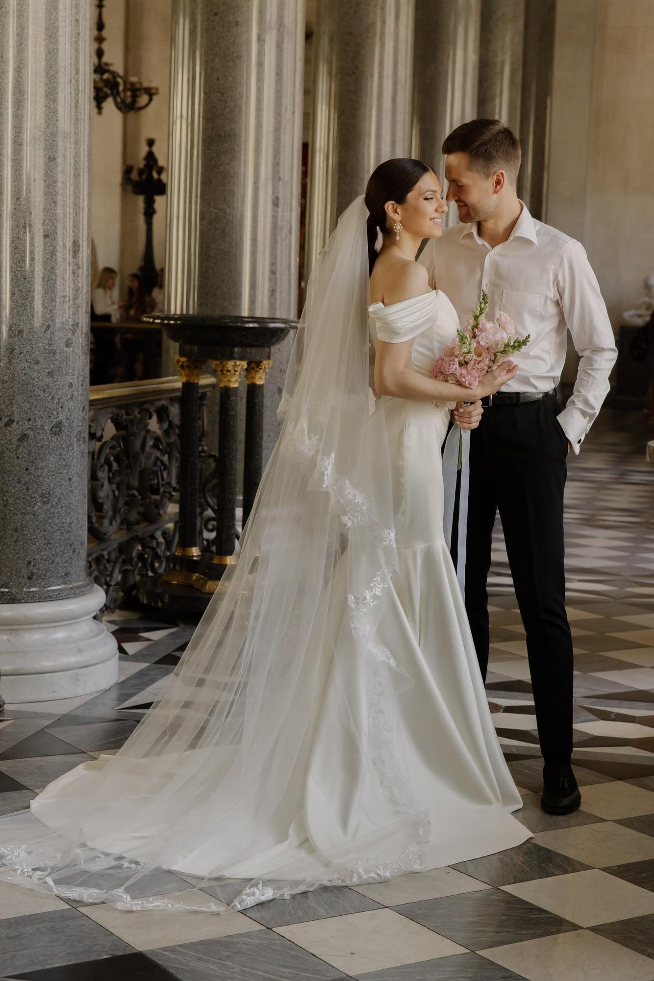 Фата с кружевом