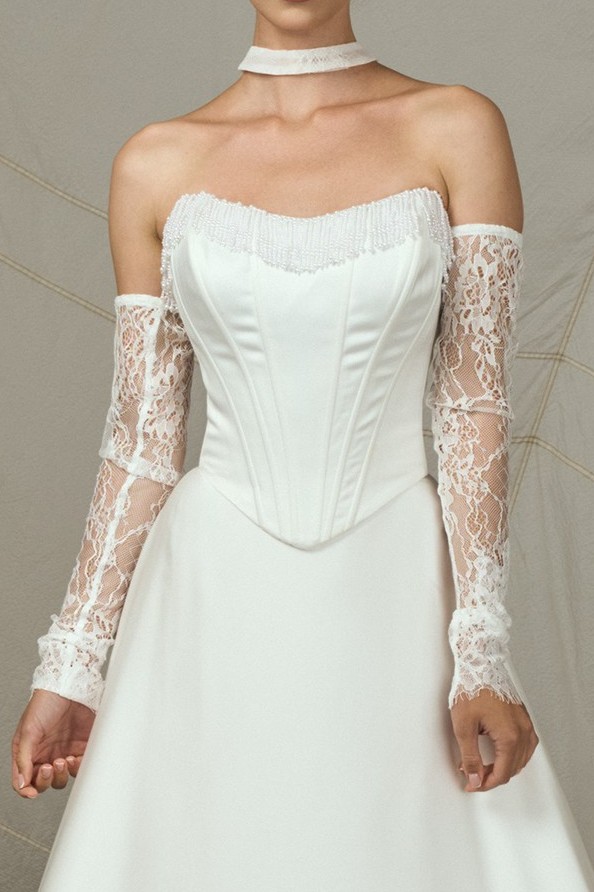 Корсет с инкрустацией