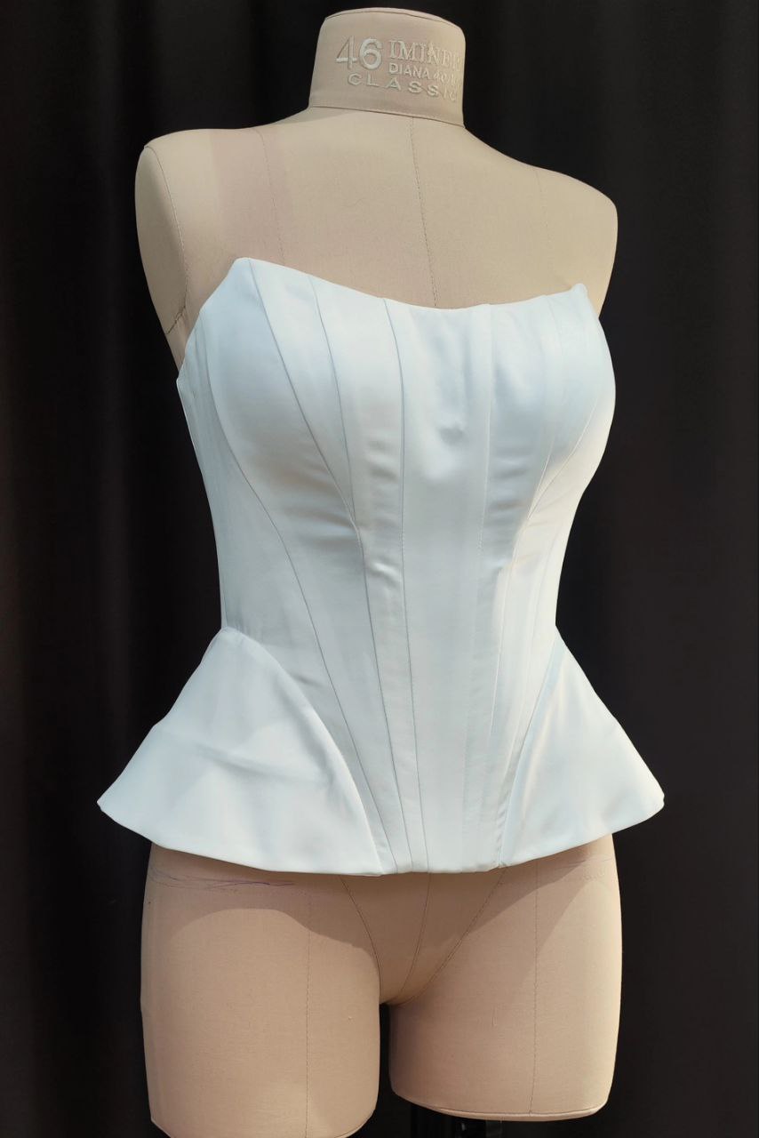 Корсет с акцентными боками