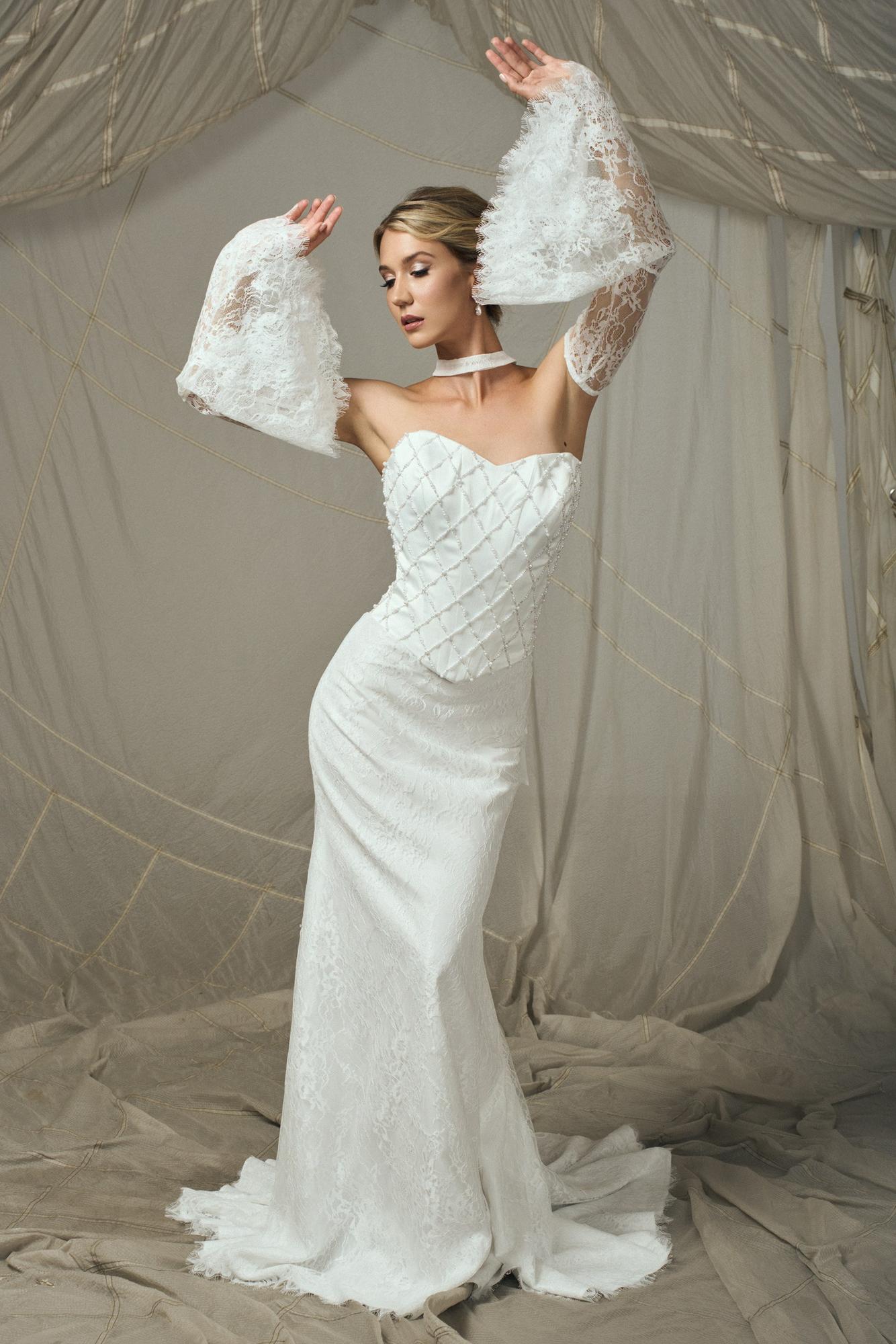 Кружевная силуэтная юбка