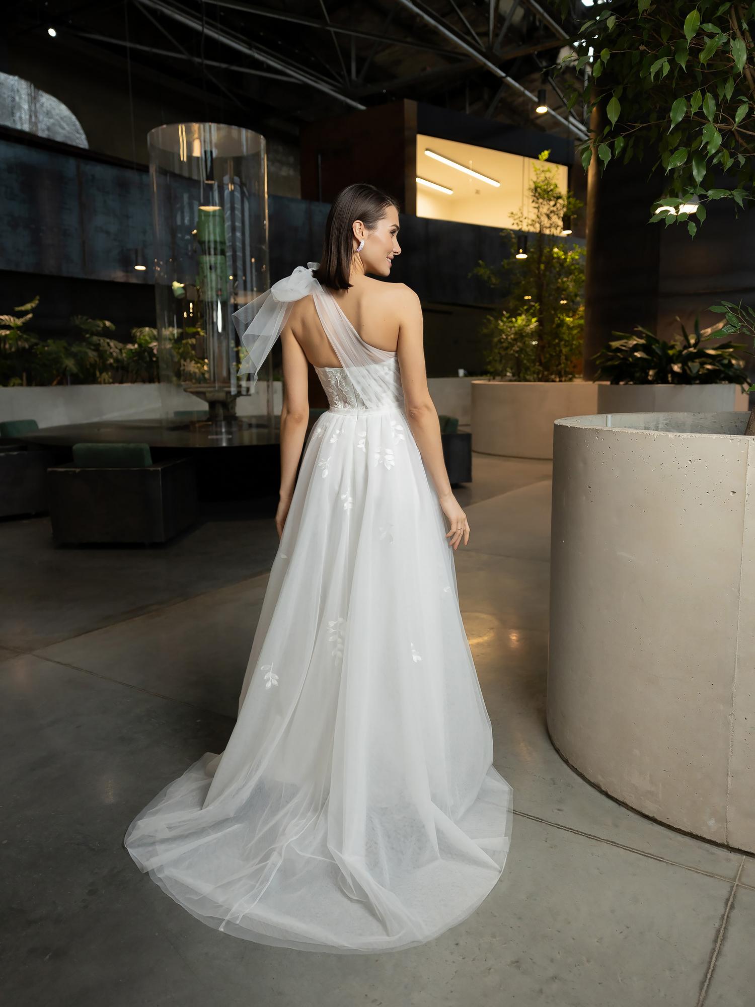 Свадебное платье Трина 8123