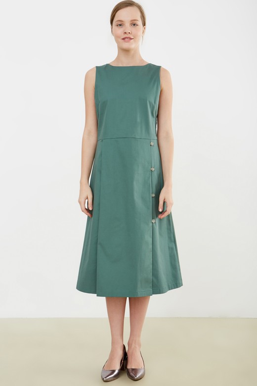 Сарафан с вырезом