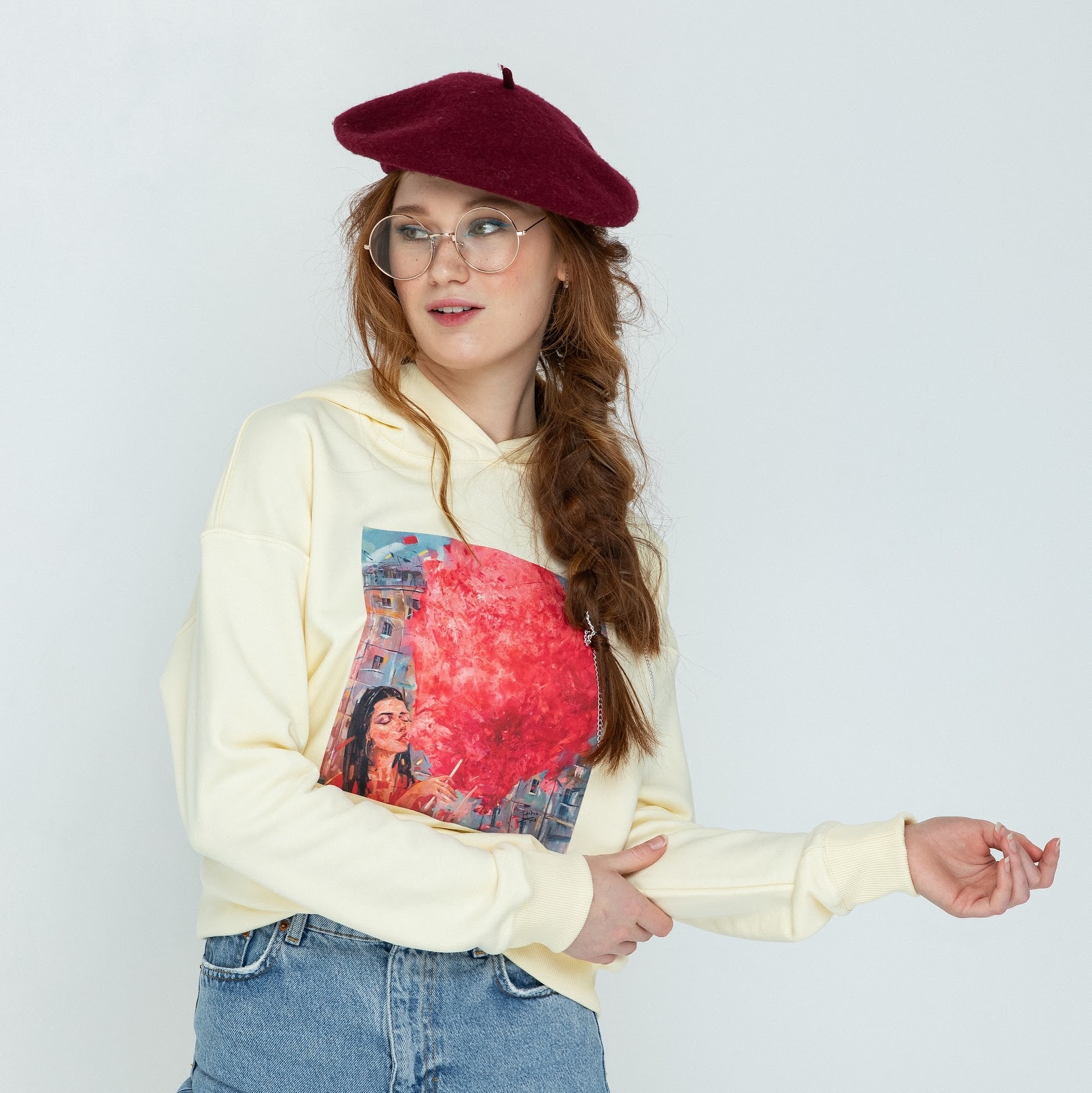 Худи в ванильном цвете Кирилл Бородин "Розовая вата"