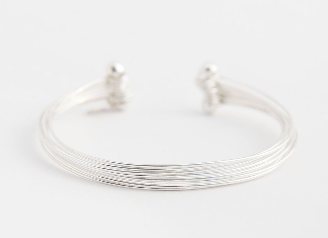 Серебряный браслет 8 проволочек