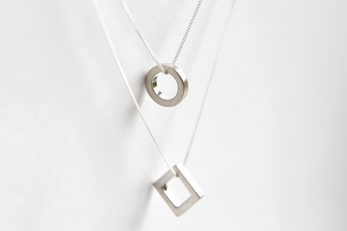 Подвеска Круг и квадрат