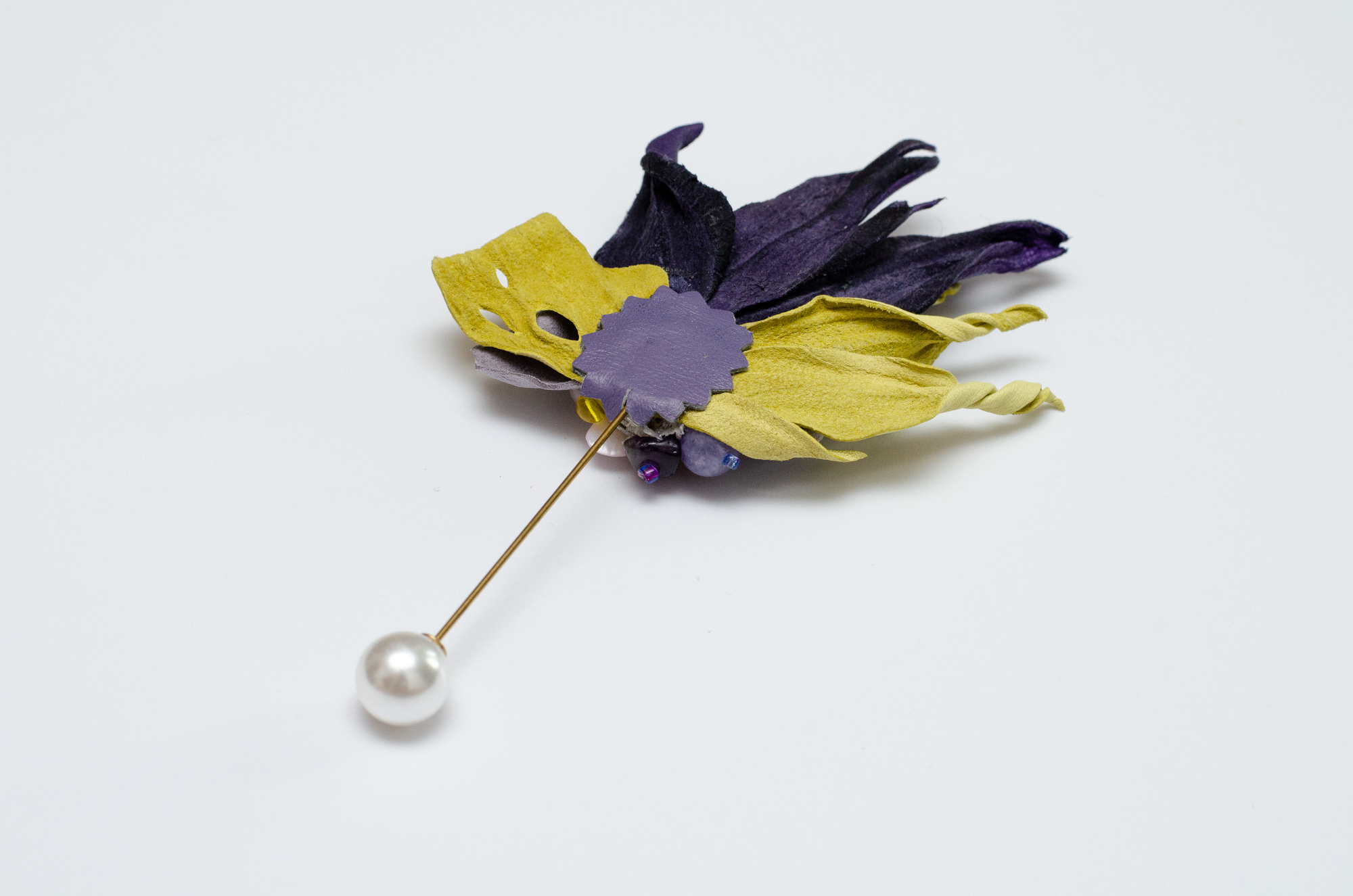 Брошь-игла B21B10