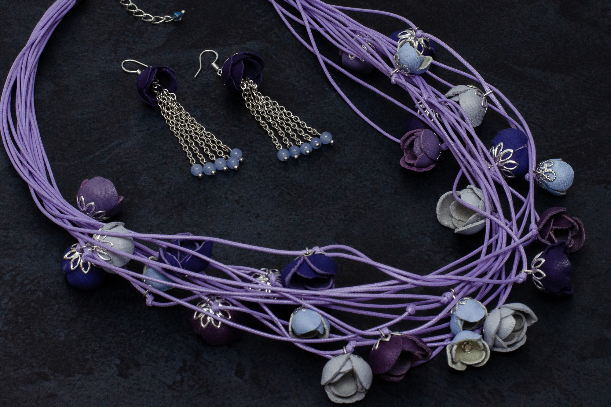 Цветочные бусы N21FB3