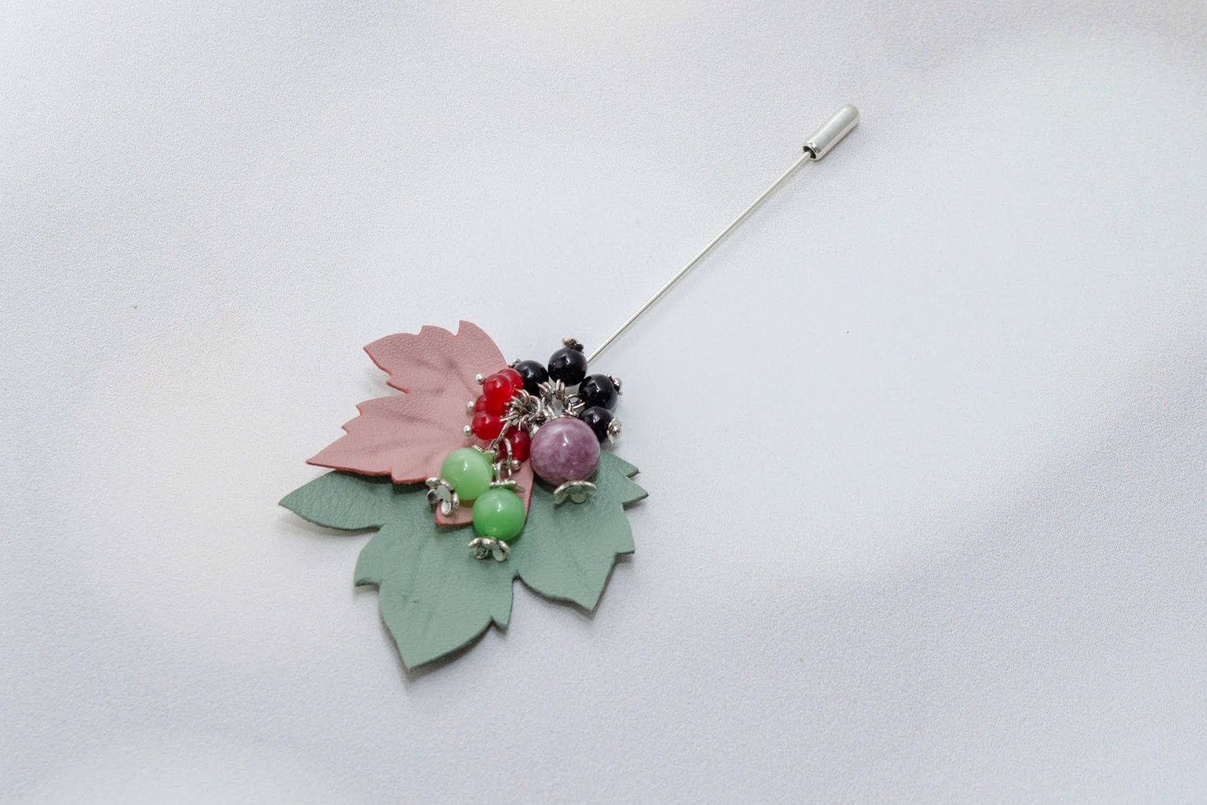 Брошь-игла B21NF10 ЛИСТЬЯ