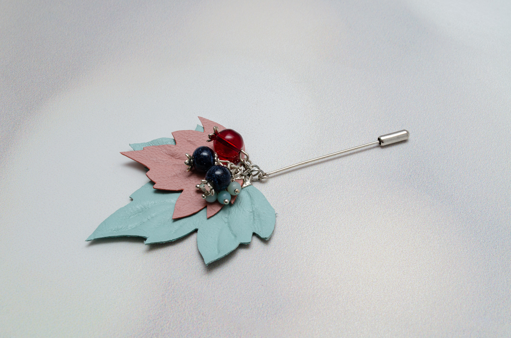 Брошь-игла B21NF11 ЛИСТЬЯ