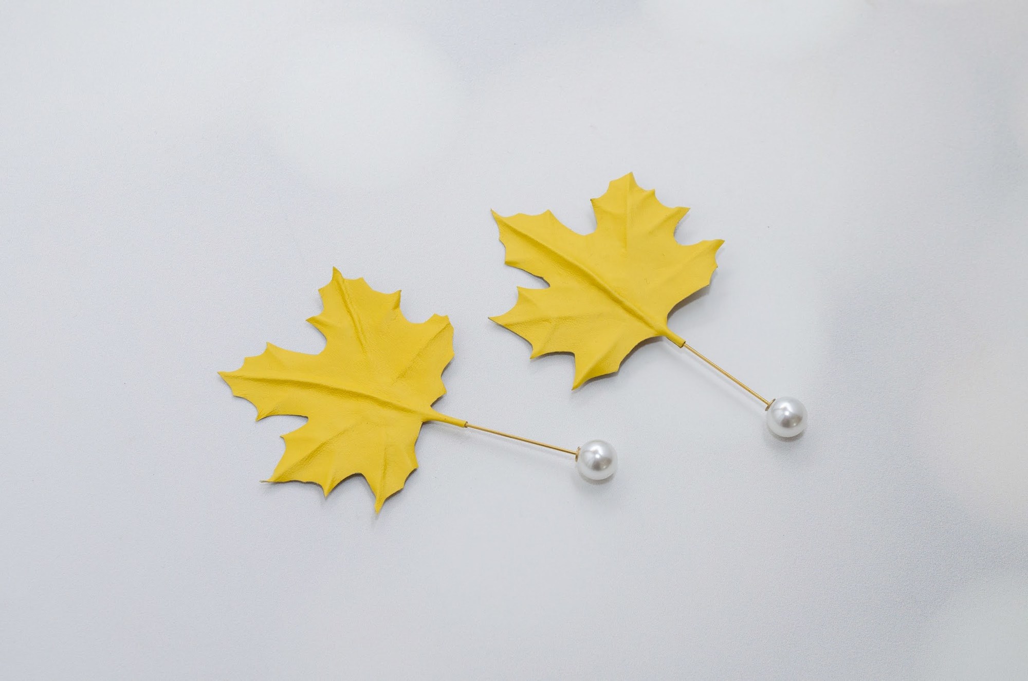 Брошь-игла B21NF18 ЛИСТ