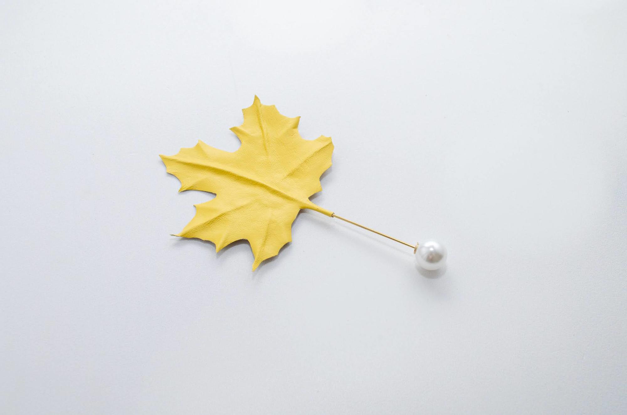 Брошь-игла B21NF18 ЛИСТ