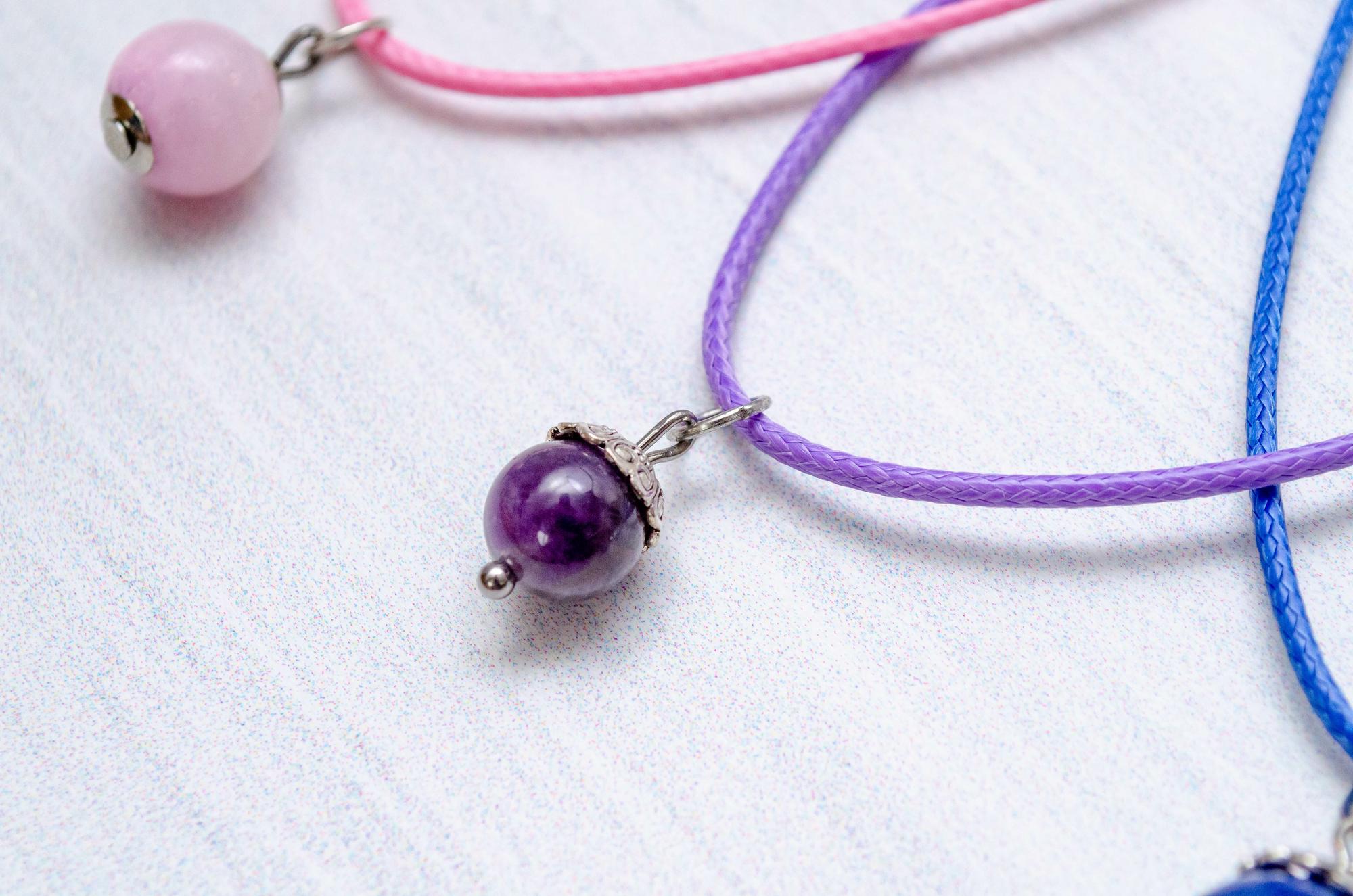 Кулон на шнурке N23P10-2