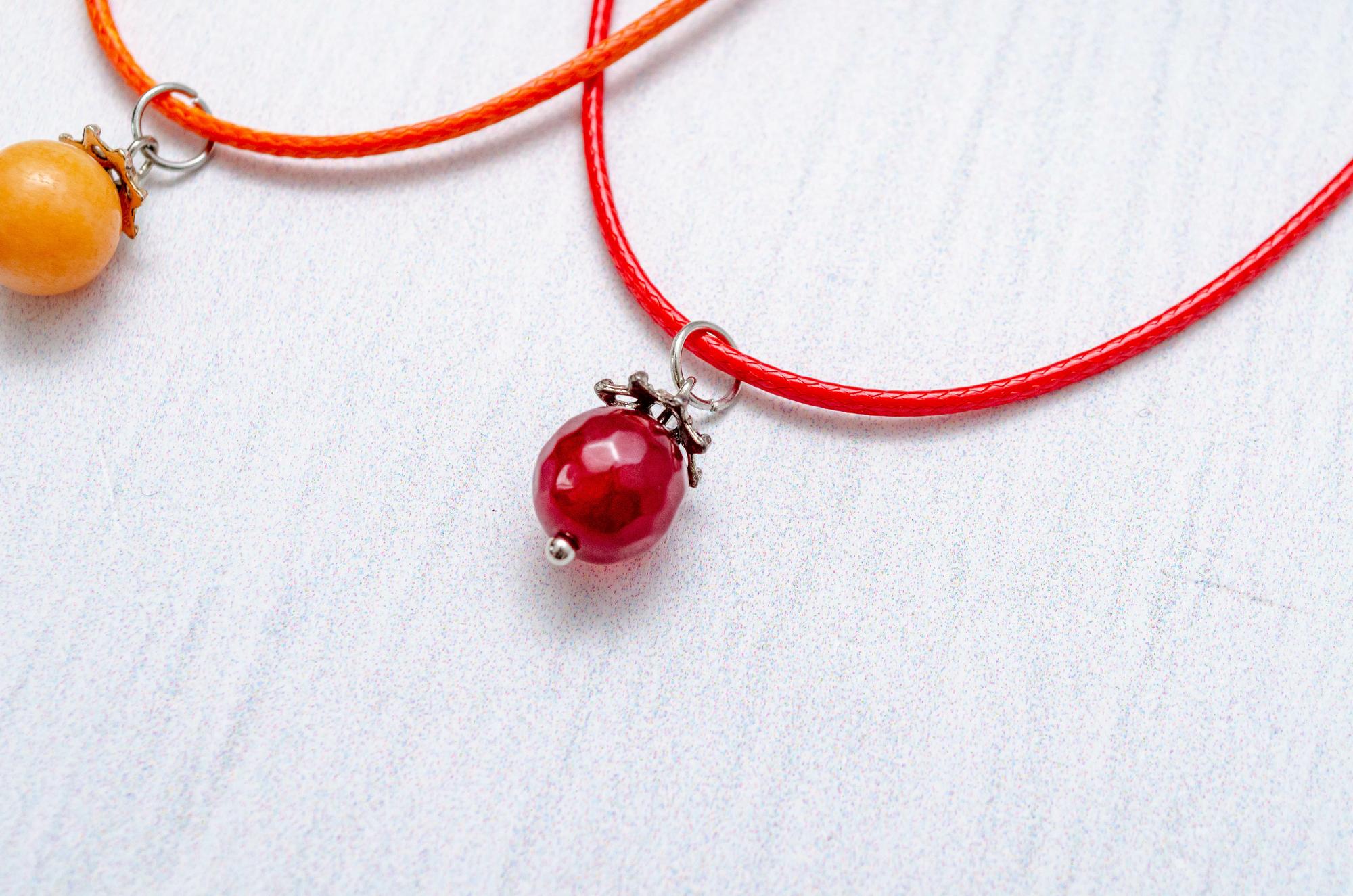 Кулон на шнурке N23P10-8